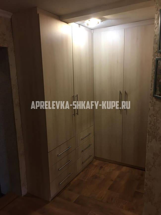 Шкафы угловые Апрелевка